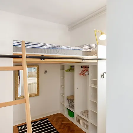 Apartment Art Sara Belgrad